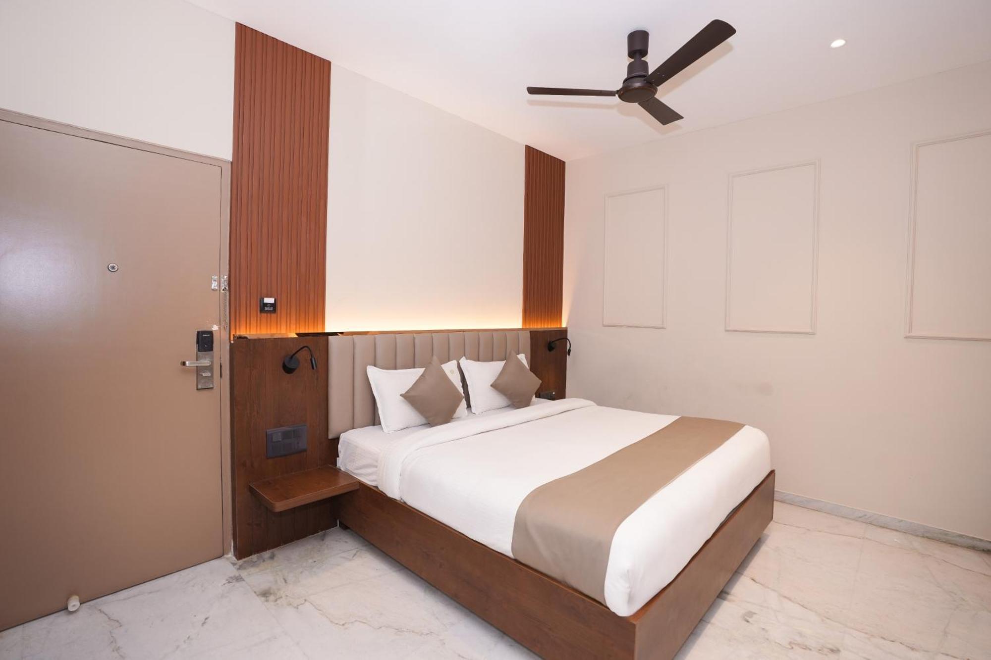Vaishnavi Residency Hotel Bangalore Luaran gambar